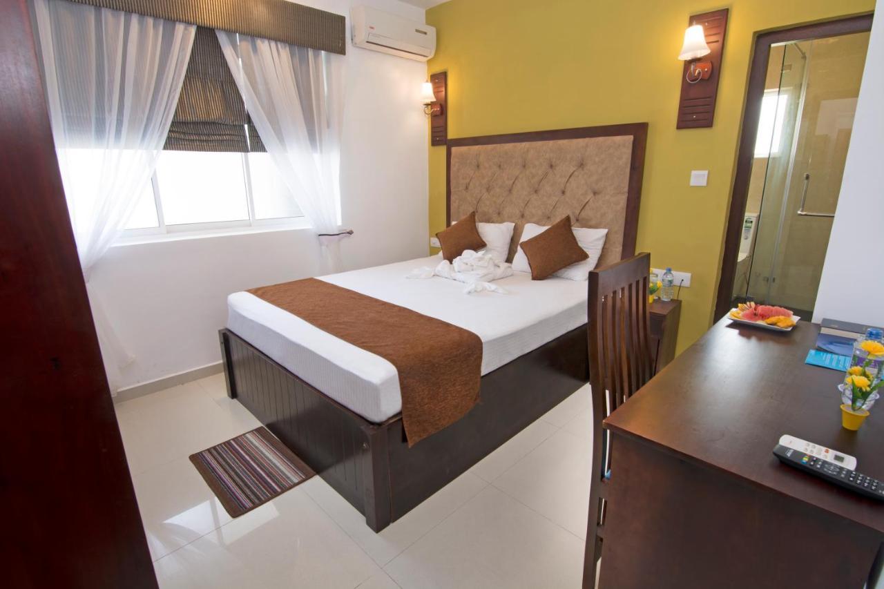 Mount Breeze Hotel Dehiwala-Mount Lavinia Εξωτερικό φωτογραφία