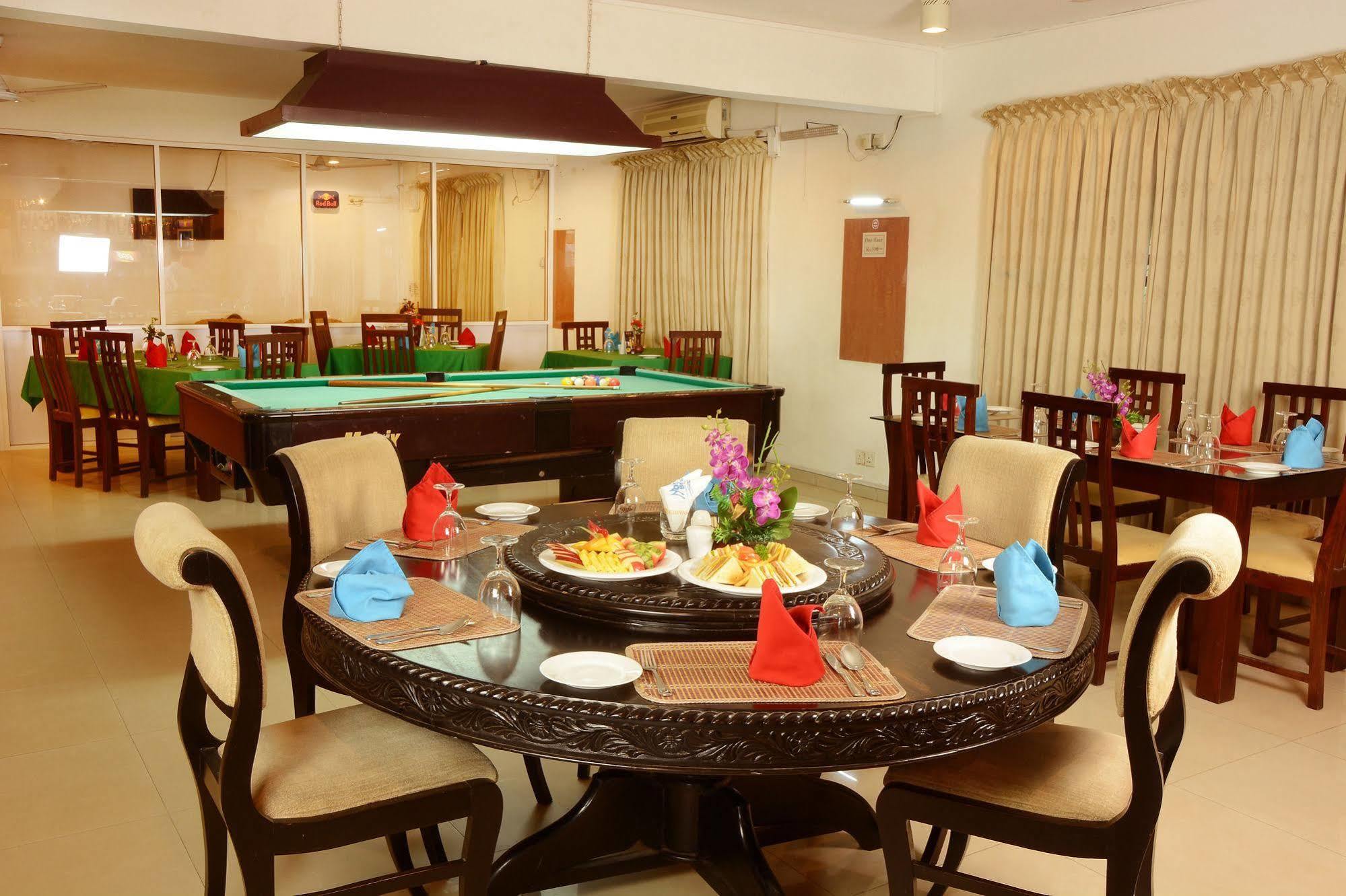 Mount Breeze Hotel Dehiwala-Mount Lavinia Εξωτερικό φωτογραφία